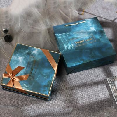 Geri Dönüştürülebilir CMYK Baskı Noel Ambalaj Kutuları